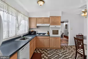 92 Tallwood Ln, Willingboro, NJ 08046 - Photo 13