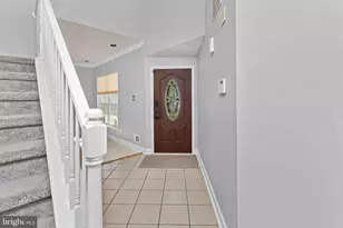 37 Arrowhead Dr, Burlington, NJ 08016 - Photo 7