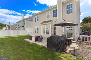 37 Arrowhead Dr, Burlington, NJ 08016 - Photo 33