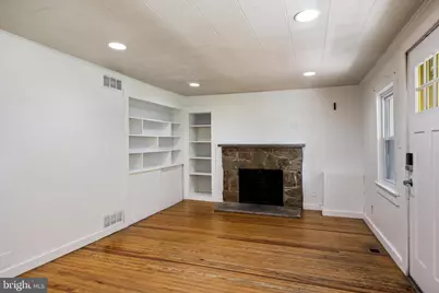 33 Oregon Avenue, Mount Laurel, NJ 08054 - Photo 5