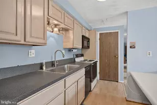 10 Teaberry Ct, Marlton, NJ 08053 - Photo 9