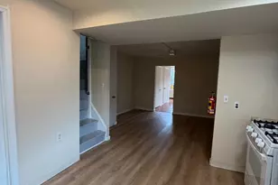 227 E Broad, Burlington, NJ 08016 - Photo 5