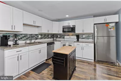 222 Washington Street, Fieldsboro, NJ 08505 - Photo 17