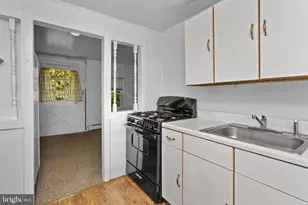 222 Washington St, Fieldsboro, NJ 08505 - Photo 43