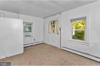 222 Washington Street, Fieldsboro, NJ 08505 - Photo 39