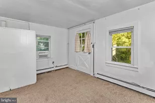 222 Washington St, Fieldsboro, NJ 08505 - Photo 39