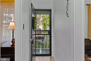 222 Washington St, Fieldsboro, NJ 08505 - Photo 9