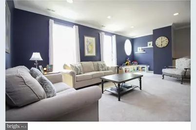 33 Wallace Street, Mount Holly, NJ 08060 - Photo 3