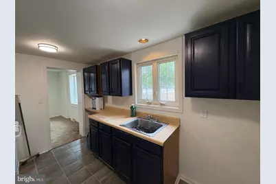 319 Borden Street, Bordentown, NJ 08505 - Photo 7