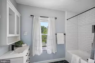 36 County Ave, Maple Shade, NJ 08052 - Photo 27