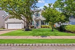 12 Whitford Dr, Burlington, NJ 08016 - Photo 1