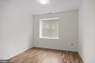 7 E Mill Rd, Maple Shade, NJ 08052 - Photo 9
