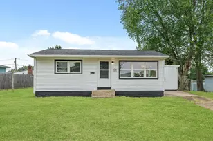 46 Indian Queen Ln, Maple Shade, NJ 08052 - Photo 1
