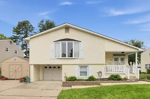 131 Jacqueline Ave, Delran, NJ 08075 - Photo 1