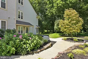 106 Harwood Ct, Mount Laurel, NJ 08054 - Photo 1