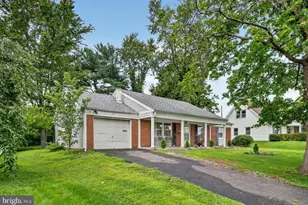 40 Gramercy Ln, Willingboro, NJ 08046 - Photo 3