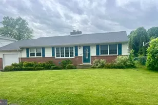 10 Spruce Ave, Bordentown, NJ 08505 - Photo 1