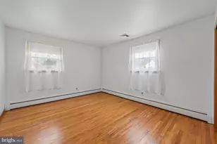 5 Middlesex Ave, Hainesport, NJ 08036 - Photo 15