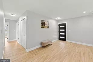 27 Genesee Ln, Willingboro, NJ 08046 - Photo 3