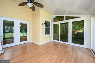 39 River Bank Dr, Florence, NJ 08554 - Photo 17