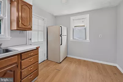 29 N Clinton Avenue, Maple Shade, NJ 08052 - Photo 17