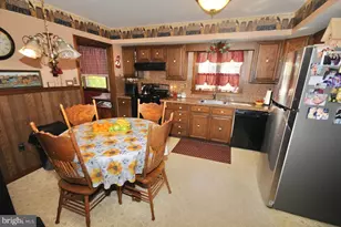 11 McCay Dr, Florence, NJ 08554 - Photo 9