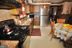 11 McCay Dr, Florence, NJ 08554 - Photo 3