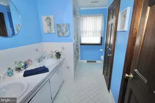 11 McCay Dr, Florence, NJ 08554 - Photo 21