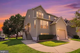 10 Larkspur Ct, Delran, NJ 08075 - Photo 1