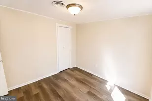 319 York St, Burlington, NJ 08016 - Photo 13