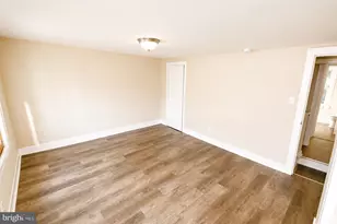 319 York St, Burlington, NJ 08016 - Photo 11