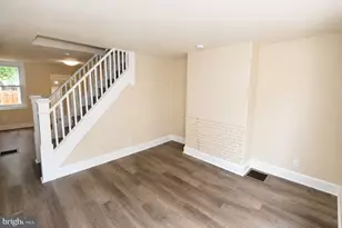 319 York St, Burlington, NJ 08016 - Photo 3