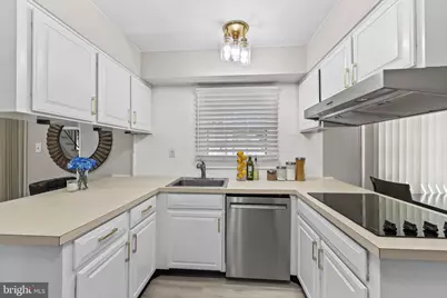 33 Glover Lane, Willingboro, NJ 08046 - Photo 17