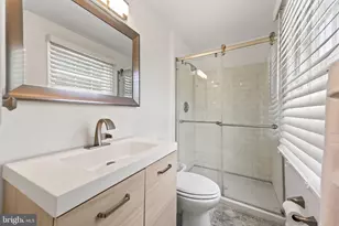 33 Glover Ln, Willingboro, NJ 08046 - Photo 33