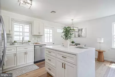 8 Sheffield Place, Southampton, NJ 08088 - Photo 3