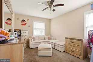 97 Triangle Ln, Willingboro, NJ 08046 - Photo 17