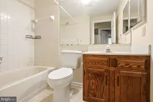 17 Lady Diana Cir, Marlton, NJ 08053 - Photo 21
