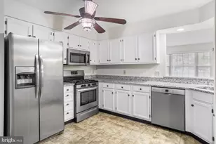 2901 Yarmouth Ln, Mount Laurel, NJ 08054 - Photo 9