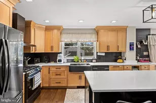 1102 S Fairview St, Delran, NJ 08075 - Photo 9