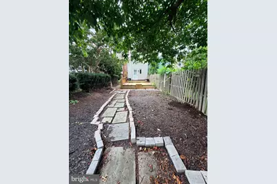 127 E Union Street, Burlington, NJ 08016 - Photo 27