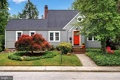 7 W Cooper Avenue, Moorestown, NJ 08057 - Photo 1