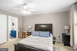 42 W Bluebell Ln, Mount Laurel, NJ 08054 - Photo 17