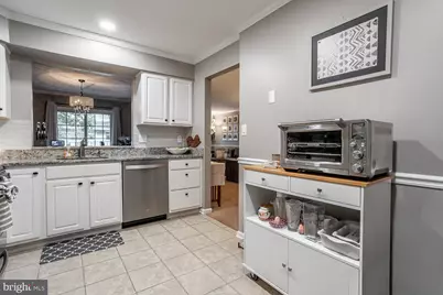 4805 Essex Lane, Mount Laurel, NJ 08054 - Photo 11
