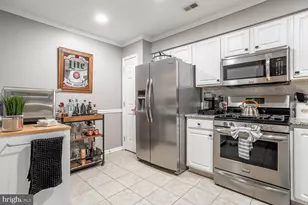 4805 Essex Ln, Mount Laurel, NJ 08054 - Photo 9
