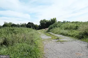 1635 Burl Jacksonville, Burlington, NJ 08016 - Photo 1
