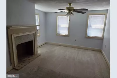 207 Washington Street, Fieldsboro, NJ 08505 - Photo 19
