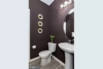 47 Riverwalk Boulevard, Burlington, NJ 08016 - Photo 5