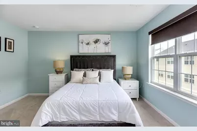 47 Riverwalk Boulevard, Burlington, NJ 08016 - Photo 11