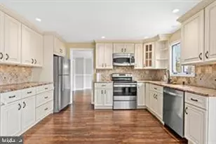 15 Waverly Rd, Marlton, NJ 08053 - Photo 13