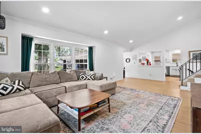 113 Ramblewood Parkway, Mount Laurel, NJ 08054 - Photo 11